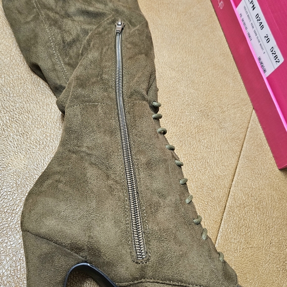 NIB REMI Platform Boot - Picture 8 of 11